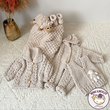Bebek Set (Yelek, Hırka, Tulum, Battaniye, Patik, Kuzu) – Fil Dişi, – El Örgüsü