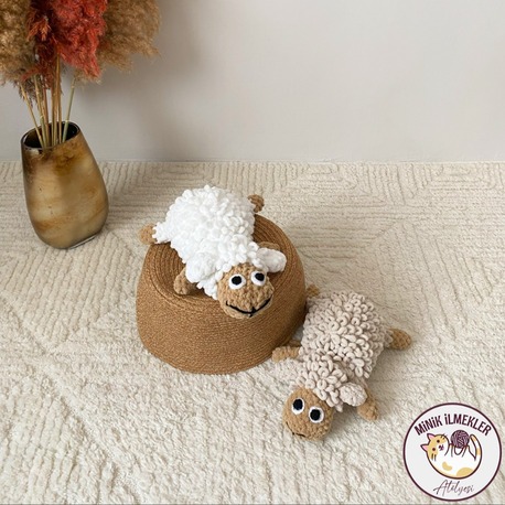 Bebek Oyuncak – Kuzu, 30 cm – Alize Puffy, El Örgüsü