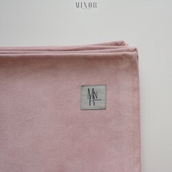 PEMBE SECCADE