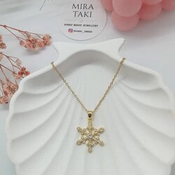 Gold kar tanesi kolye 