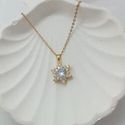 Gold kar tanesi kolye