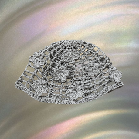 Çiçek Motifli Gümüş Skull Cap