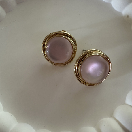 Pembe küpe