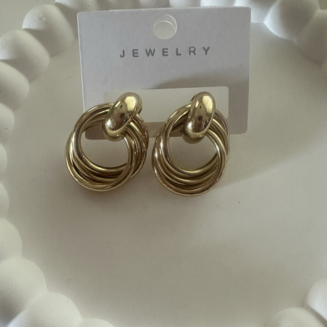 İçiçe küpe -gold
