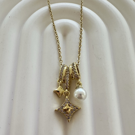 Charm kolye