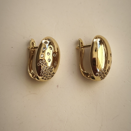 Oval küpe