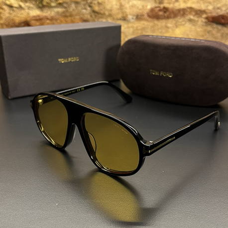 Tom Ford güneş gözlüğü