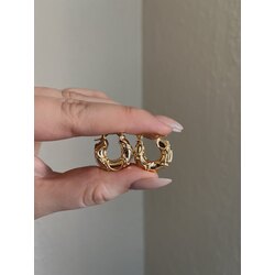 Vintage İşlemeli Hoops Küpe | Xuping