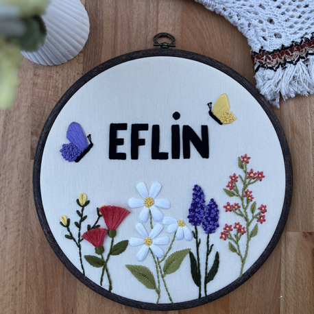 “Eflin” bebek odası kapı süsü (kişiselleştirilir)