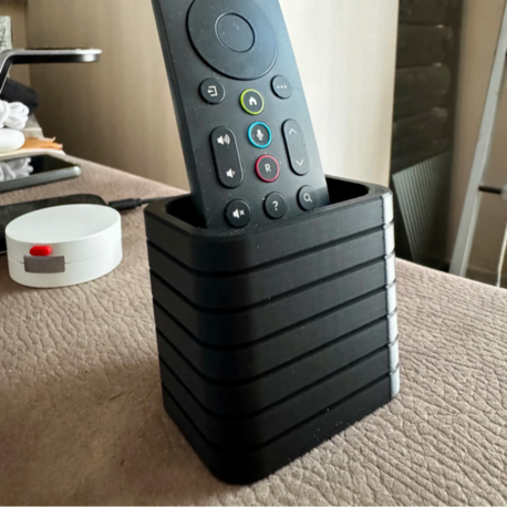 Modern Kumanda Standı Tutucu - Tek Bölmeli