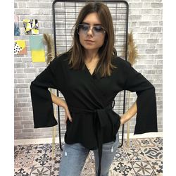 Kolları yırtmaçlı bluz