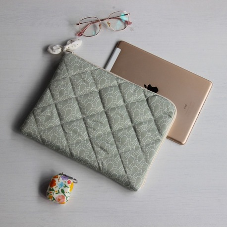 IPad Yuvası -10.9"-11"-Yeşil