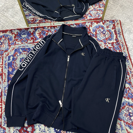 CALVIN KLEIN EŞOFMAN TAKIMI