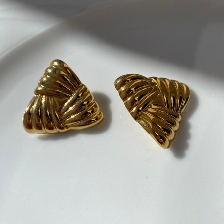 Gold Ucgen Basic Kupe