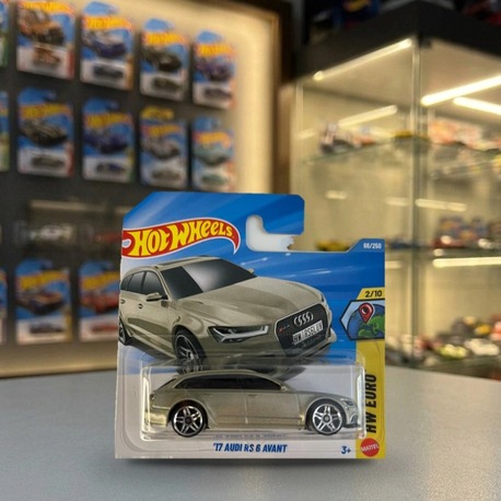 17 AUDI AVANT RS6