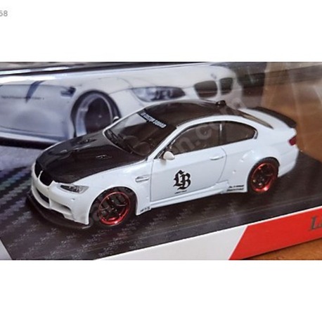 FINE MODEL 1:64 LB BMW M3 E92