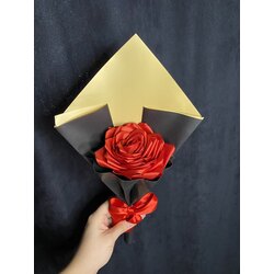 TEKLİ SOLMAYAN GÜL 