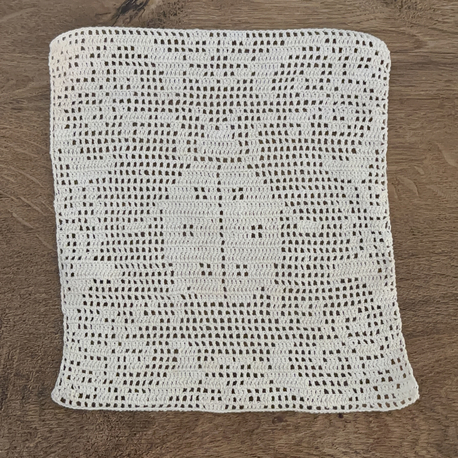 filet crochet uğur böceği