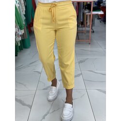 SARI PAÇALARI PÜSKÜLLÜ PANTOLON 