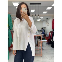 BEYAZ GOLD DÜĞME DETAY GÖMLEK