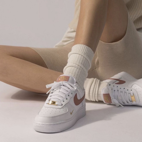 Nike Air Force 1 07 Essential White Rust Pink