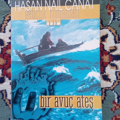 bir avuç ateş(Hasan Nail Canat)