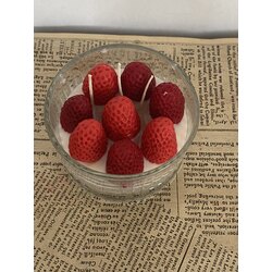 Çilekli Kremalı Soya Mum