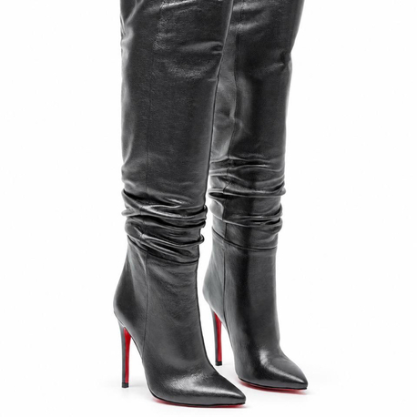 Christian Louboutin Siyah Topuklu Çizme