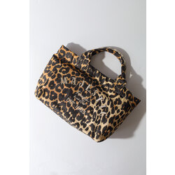 Majestic medium cream leo