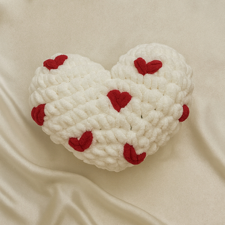 Pure Love – Beyaz Kalpli Puffy Yastık 