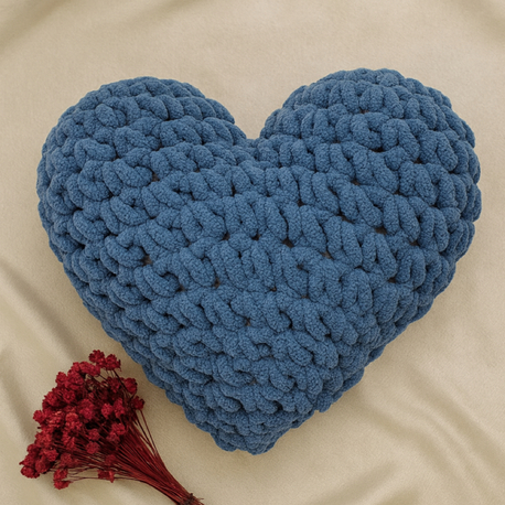 Deep Blue Love - Puffy Mavi Kalpli Yastık