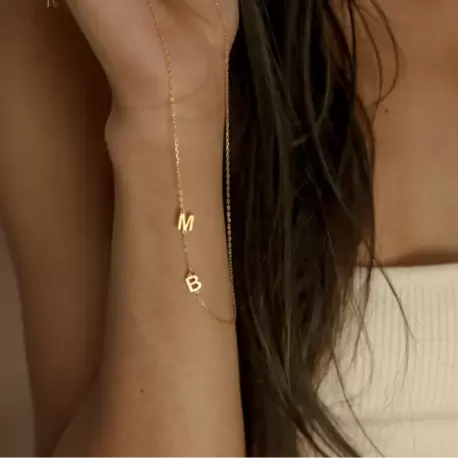 Off-Center Letter Necklace | Altın Kaplama | Özel Tasarım | Kutulu Hediye