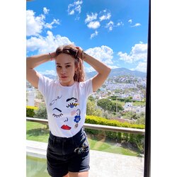 Yüz Detaylı İşlemeli Baskı Tshirt