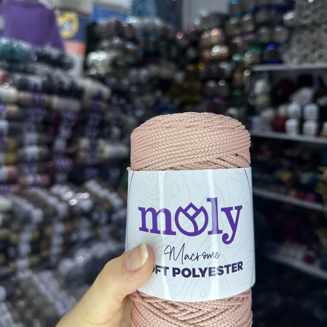 Soft Polyester Macrome 