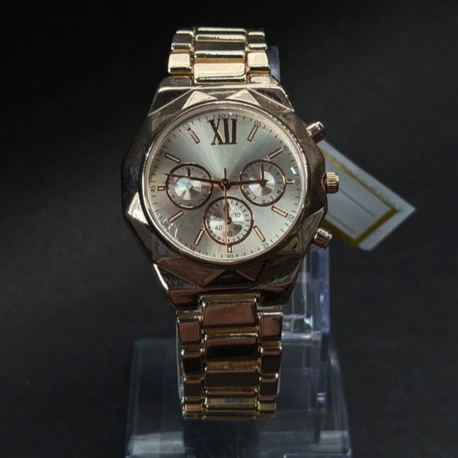 Çoklu Göstergeli Altın Renk Klasik Saat