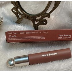 Rare Beauty Tinted Lip Oil Honesty