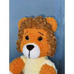 Peluş aslan