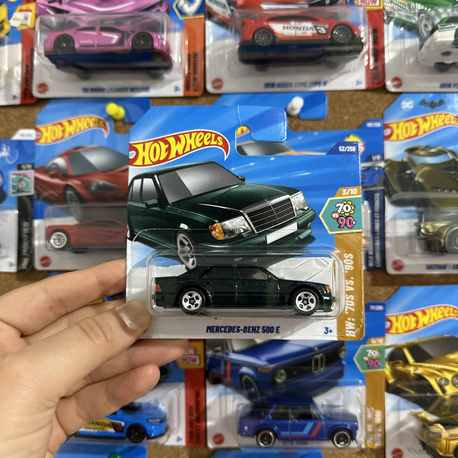 Hotwheels 89 MERCEDES-BENZ 560 SEC AMG Resimli Kişiye Özel