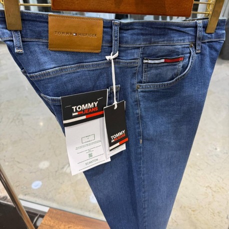 TOMMY HILFIGER Blue Denim Jean Straight