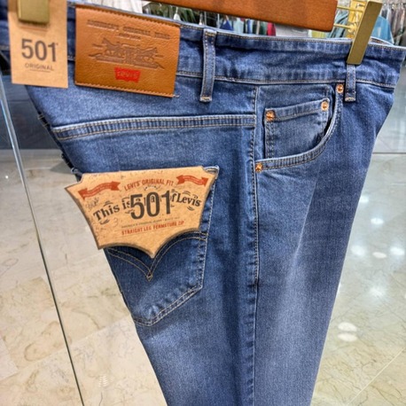 LEVIS 501 Denim Jean Straight