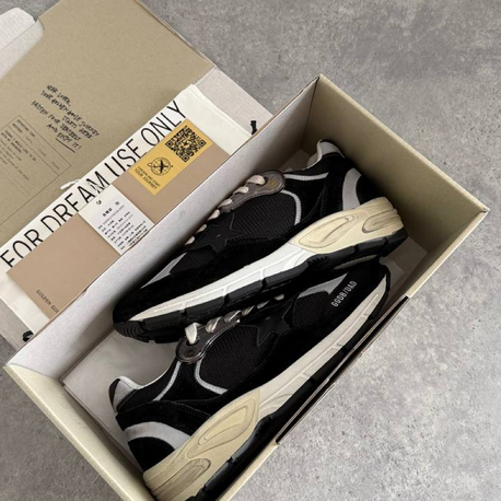 Golden Goose Dadstar