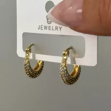Minimal Taşlı Küpe