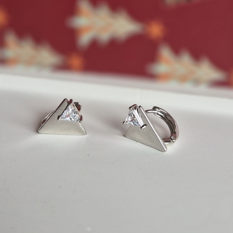 Silver Taşlı Küpe