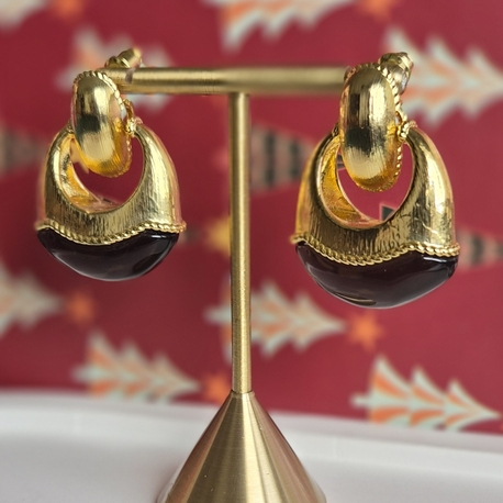 Siyah Taşlı VIP Küpe