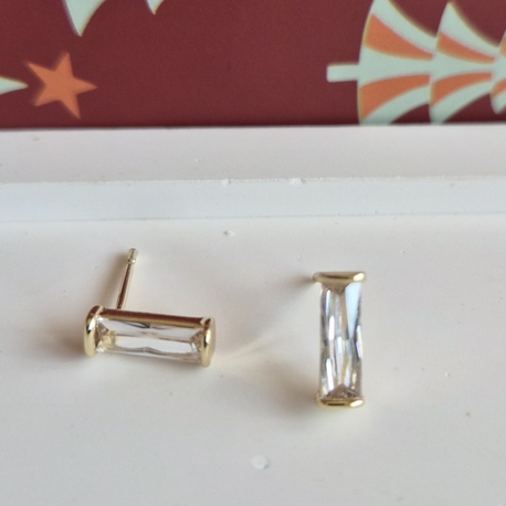 VIP 14K Minik Taşlı Küpe