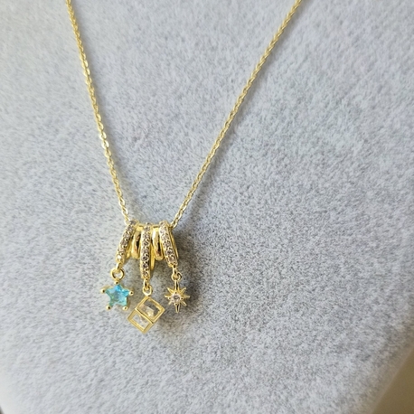 3'Lü charmlı Kolye (45+5 cm)