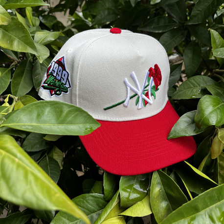 New York Yankees Rose Patch Ayarlanabilir Şapka