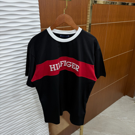 Tommy Göğüs Şeritli İthal Siyah Tişört