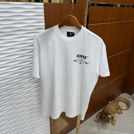 Guess Geometri Baskılı İthal Beyaz Tişört
