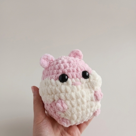 Pembiş hamster 